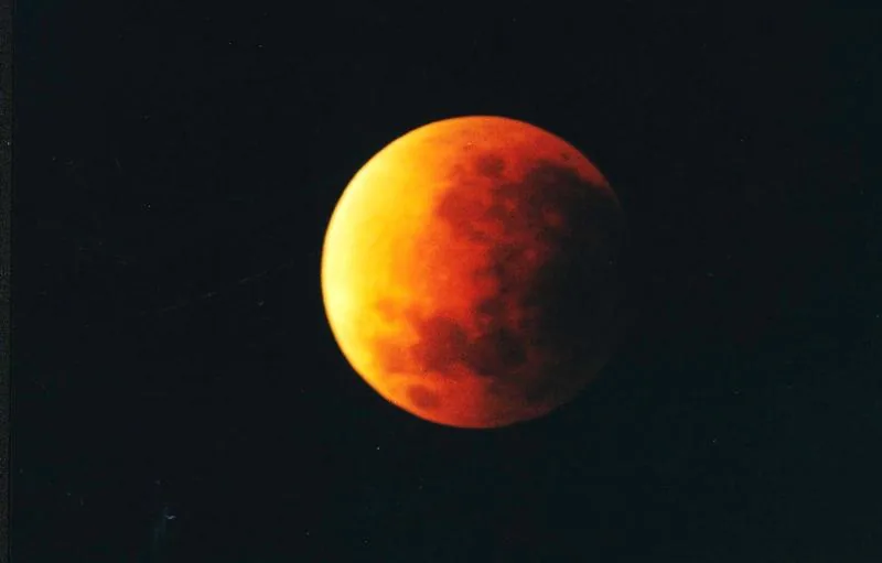 Moon Totality 4-5-2004