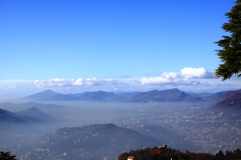 Como from above